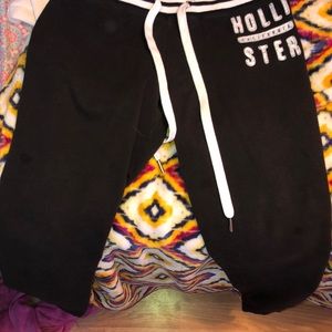 Hollister sweatpants size medium